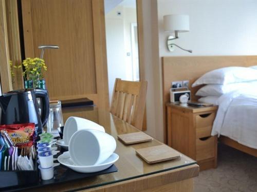 Sonata Guest House (Adults Only) Кендал Экстерьер фото